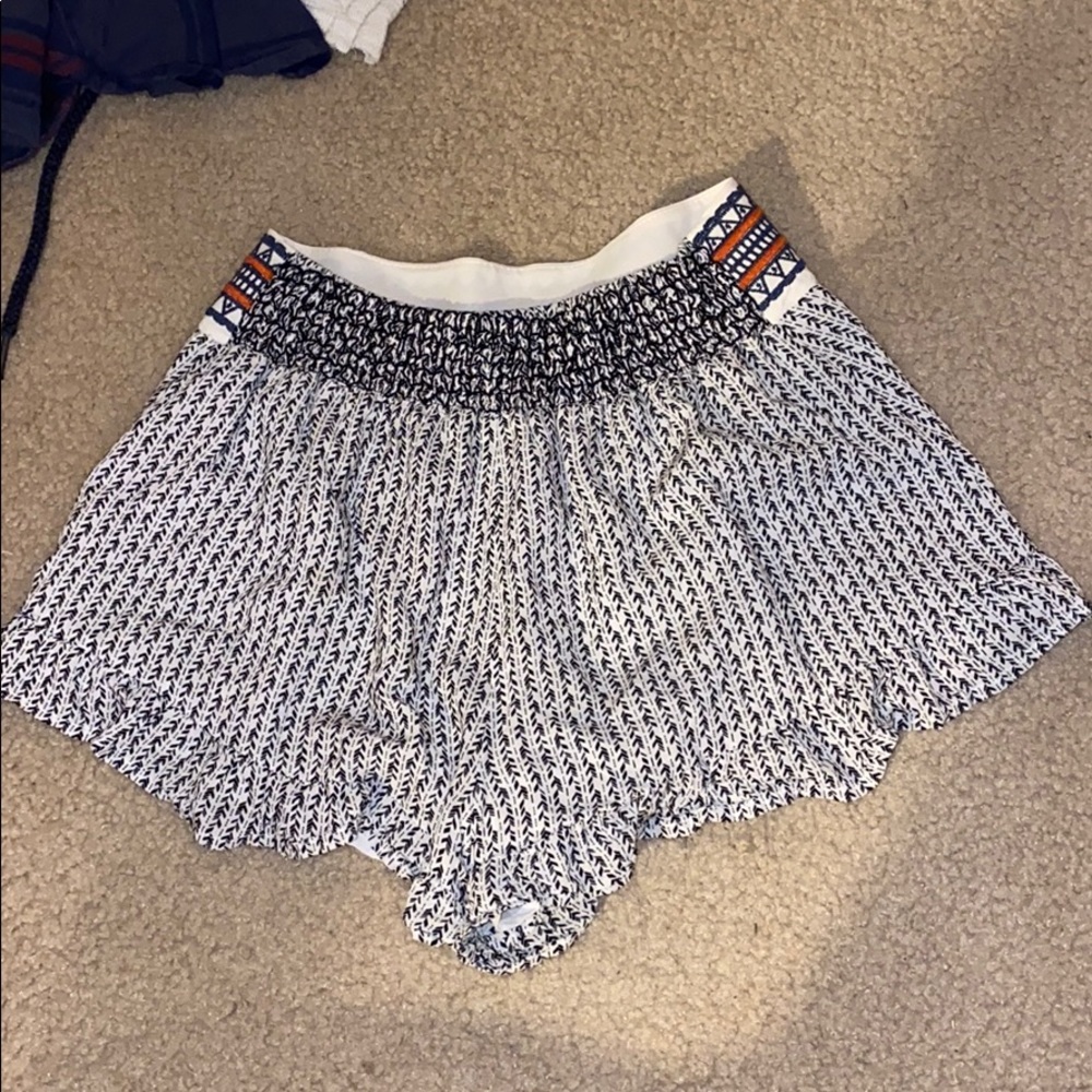 Thml Patterned Shorts - image 2